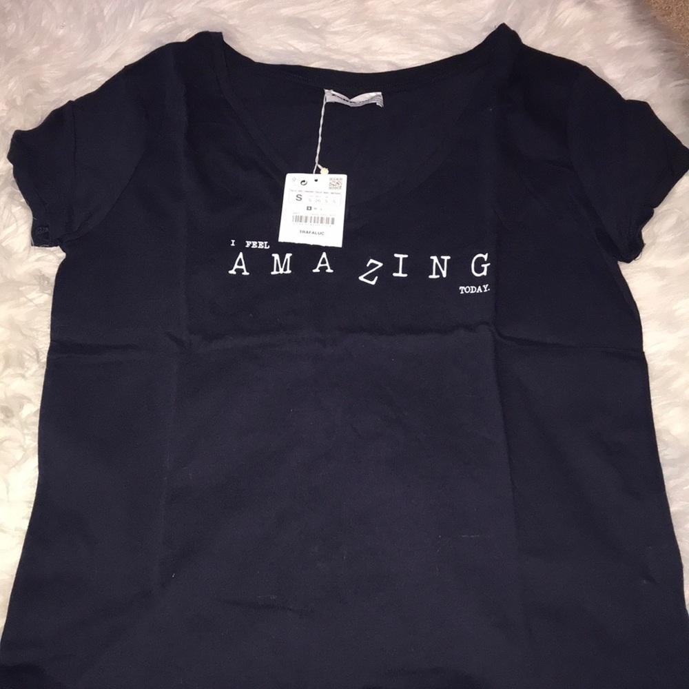 NEW ZARA TRAFALUC T-SHIRT IN NAVY.